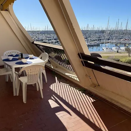 Pour 4 Avec Piscine Et Parking A Port Camargue - Fr-1-250-207 Apartmán Le Grau-du-Roi