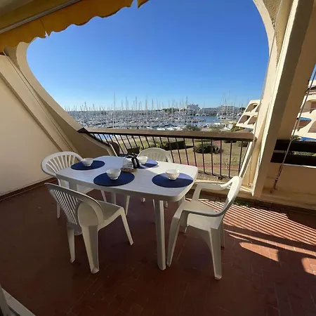 Pour 4 Avec Piscine Et Parking A Port Camargue - Fr-1-250-207 דירה *